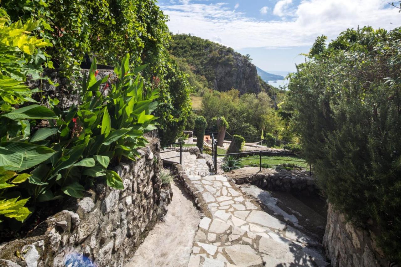 Villa Nera Budva Luaran gambar