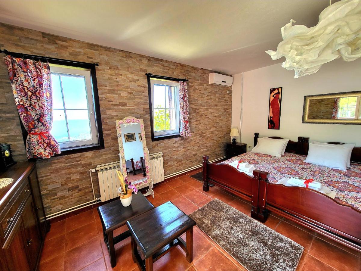 Villa Nera Budva Luaran gambar