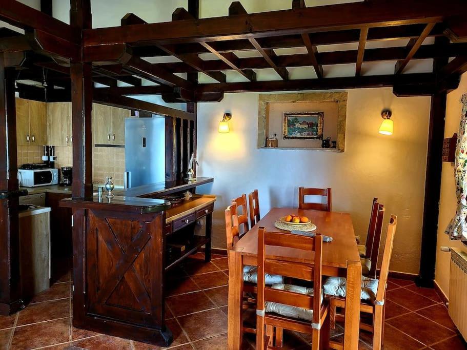 Villa Nera Budva Luaran gambar
