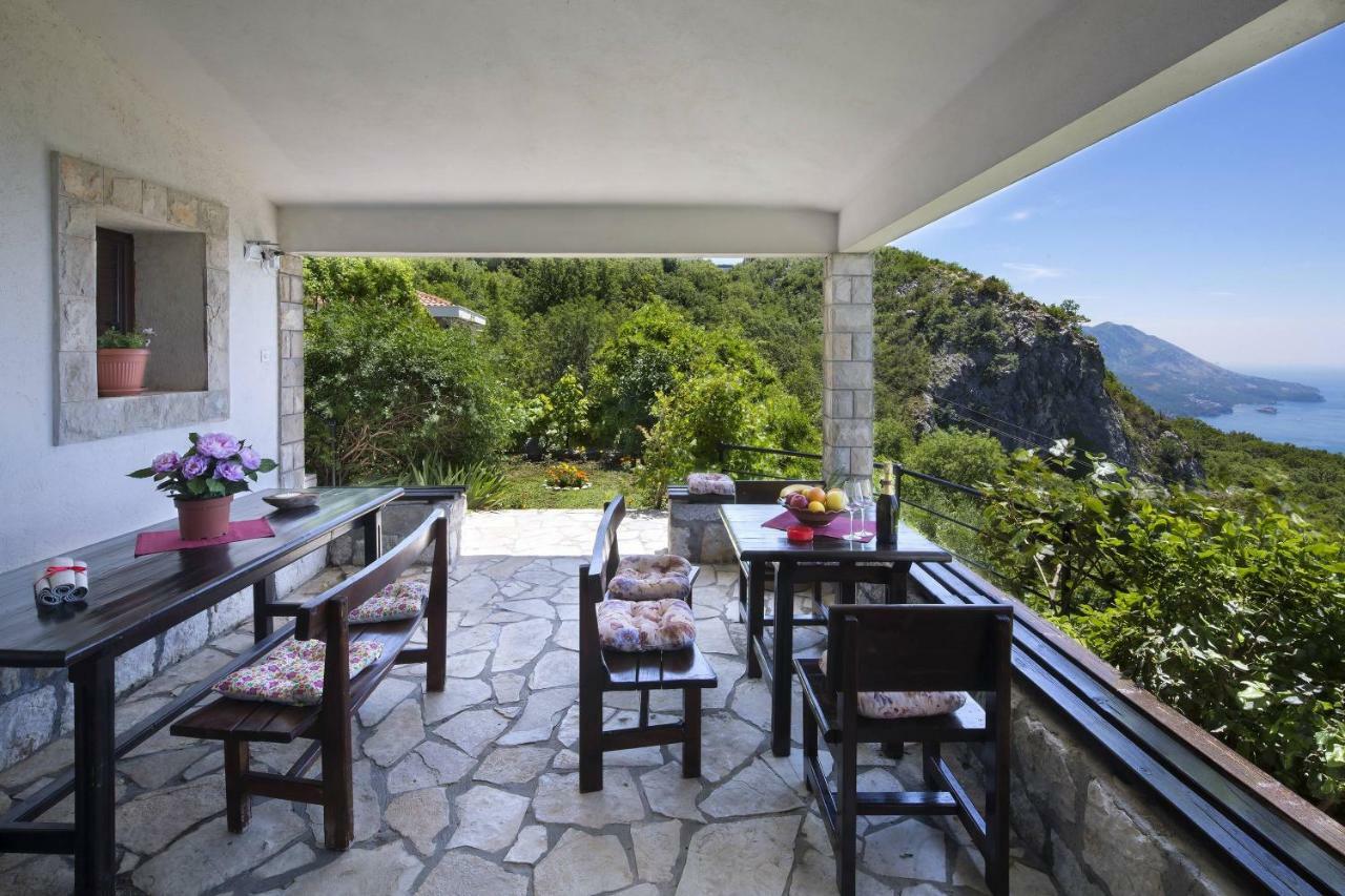 Villa Nera Budva Luaran gambar